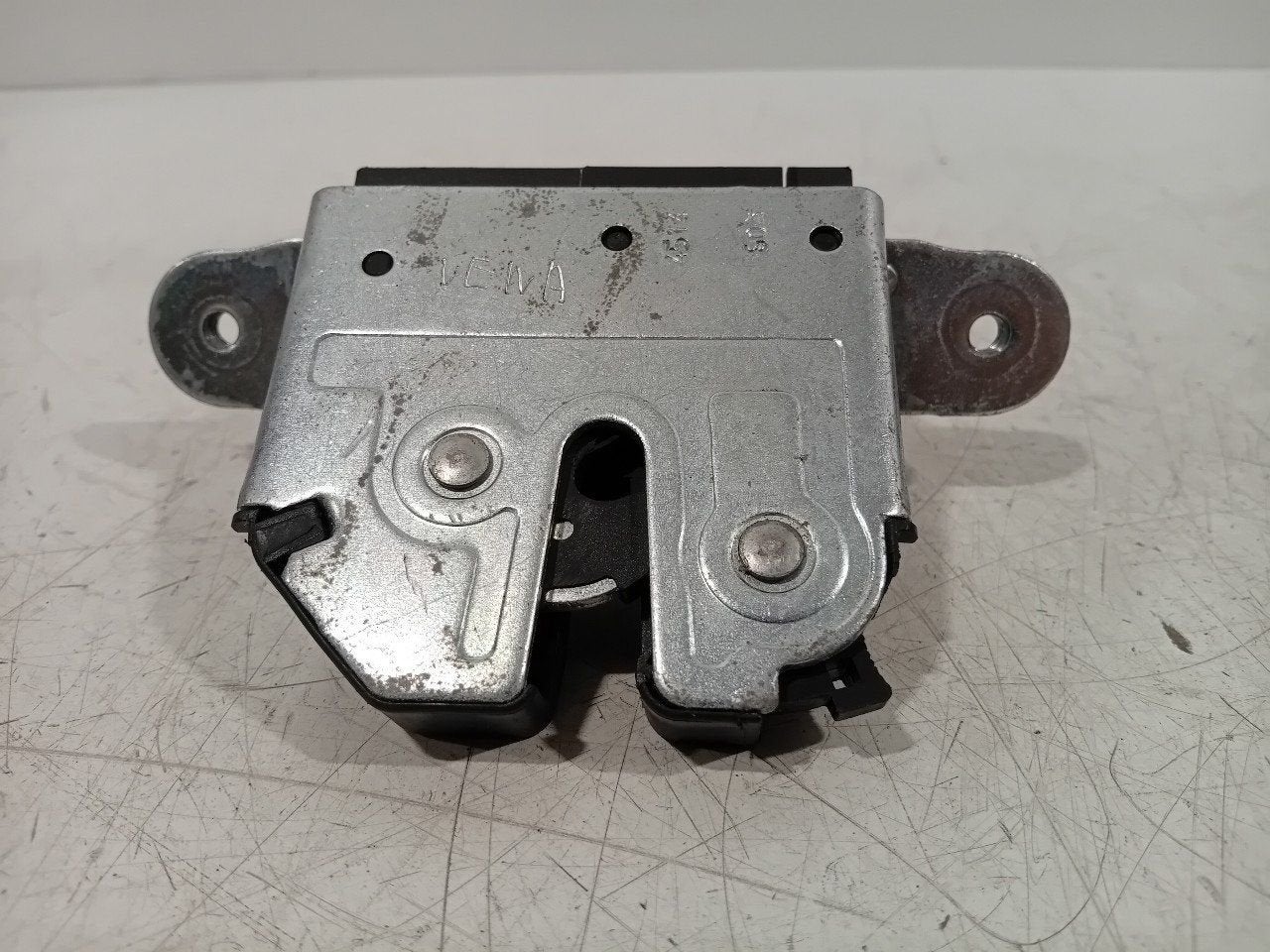 Slot mechaniek kofferdeksel achterklep elektrisch Opel Corsa, Auto-onderdelen, Onderdelen@venauto.nl, Van der Ven Autorecycling B.V.