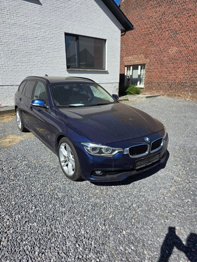 BMW 318D AUTOMATIQUE, PANODAK, LED, RÉGULATEUR DE VITESSE, C, Autos, BMW, Particulier, Système de navigation, Sièges chauffants