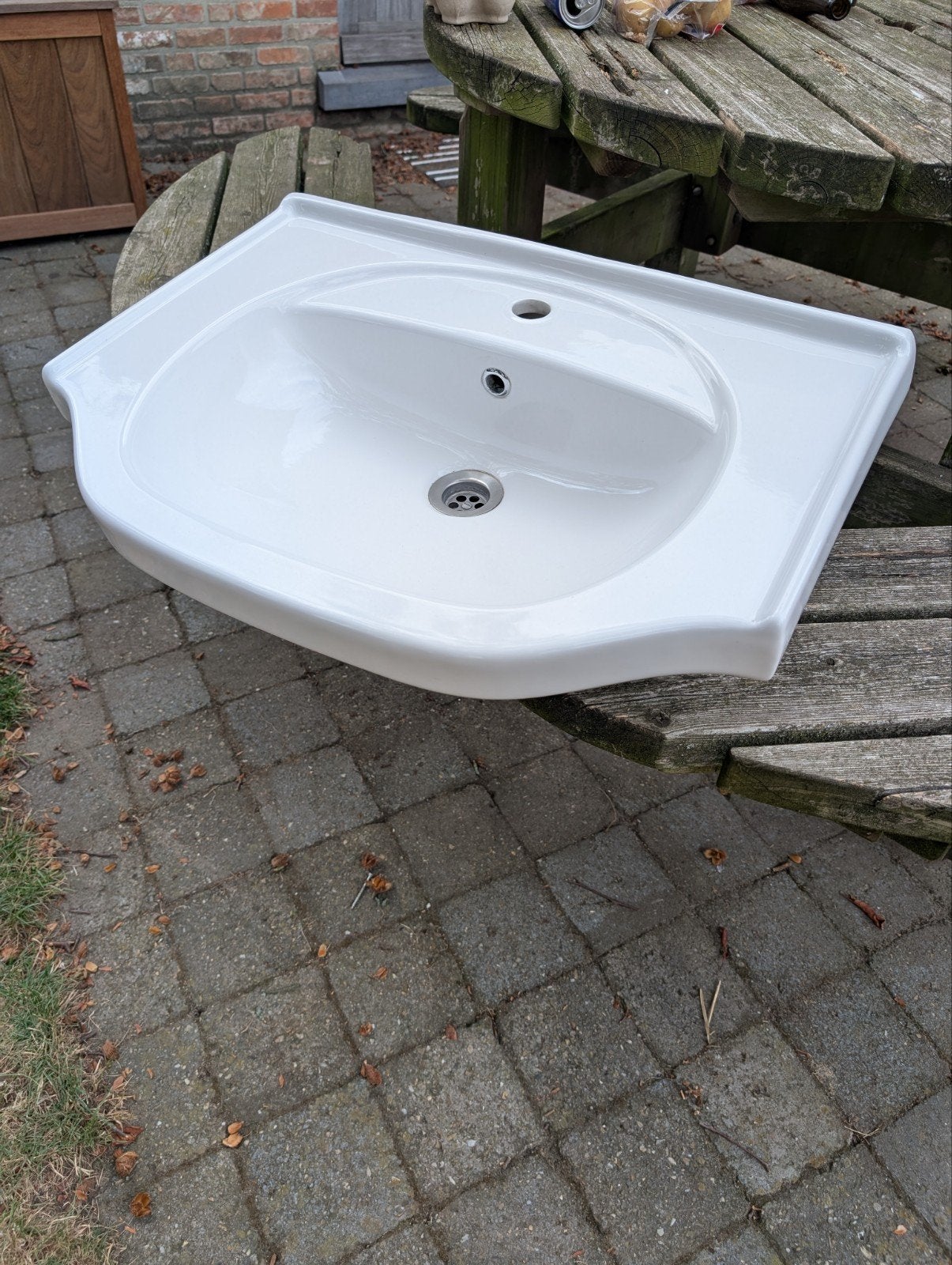 lavabo, 66cm breed x 48cm diep, zo goed als nieuw, Huis en Inrichting, Ophalen
