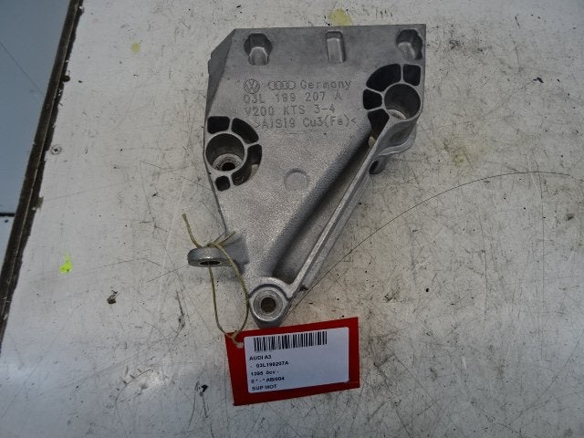 MONTAGE MOTEUR Audi A3 Sportback (8PA) (03L199207A), Utilisé, Audi
