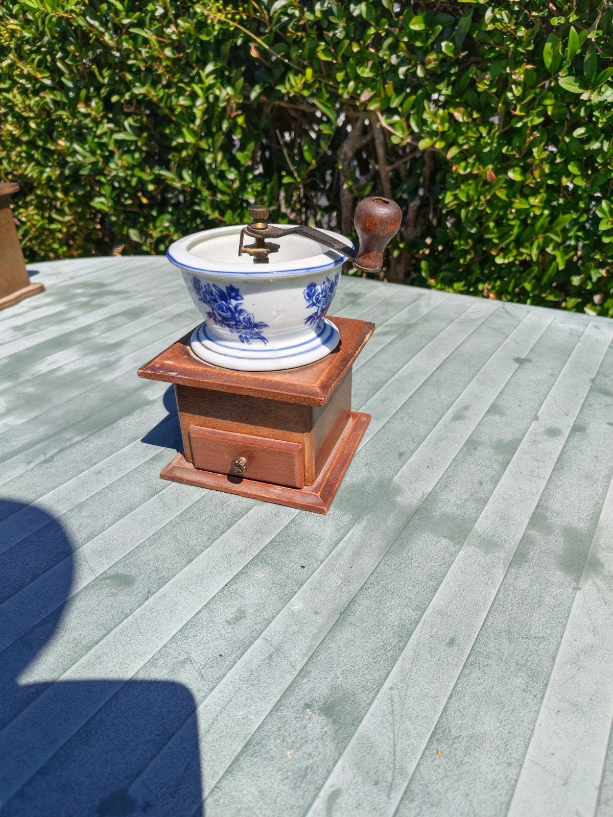 ancien moulin à café avec bleu de Delft, Enlèvement ou Envoi