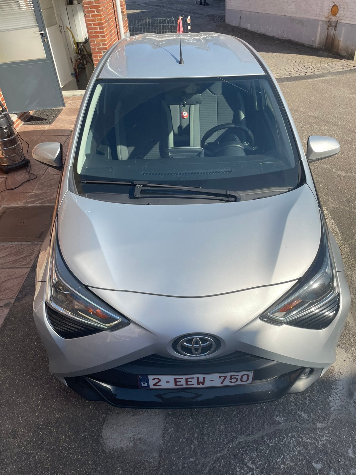 Stadsauto toyota aygo x play 1.0ivvt, Auto's, Toyota, Voorwielaandrijving, Stof, USB, Handgeschakeld