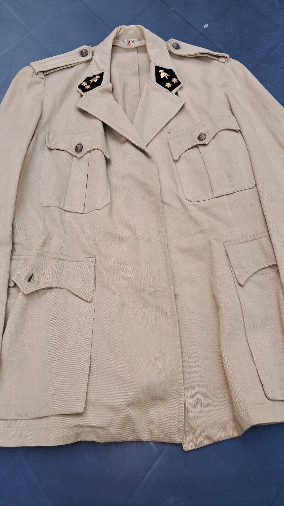 BELGIQUE - ABBL 1940 - VAREUSE LIEUTENANT DU GENIE, Enlèvement ou Envoi, Armée de terre, Vêtements ou Chaussures