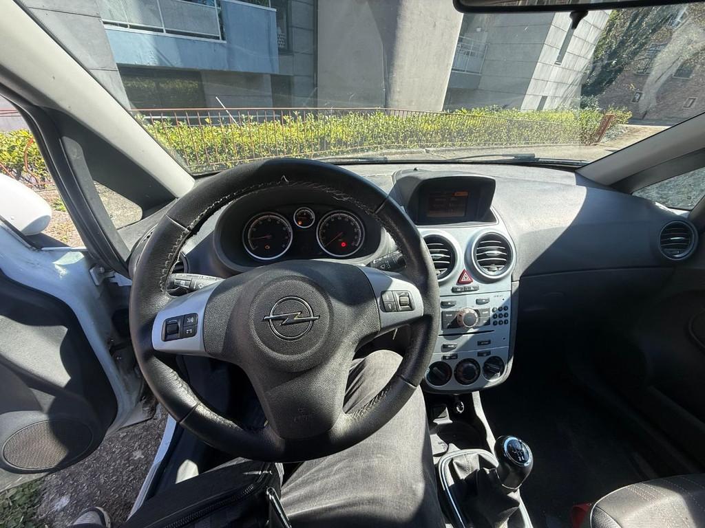 Opel Corsa 150 Jahre Opel (bj 2012), Auto's, Euro 5, Stof, Gebruikt, 1398 cc