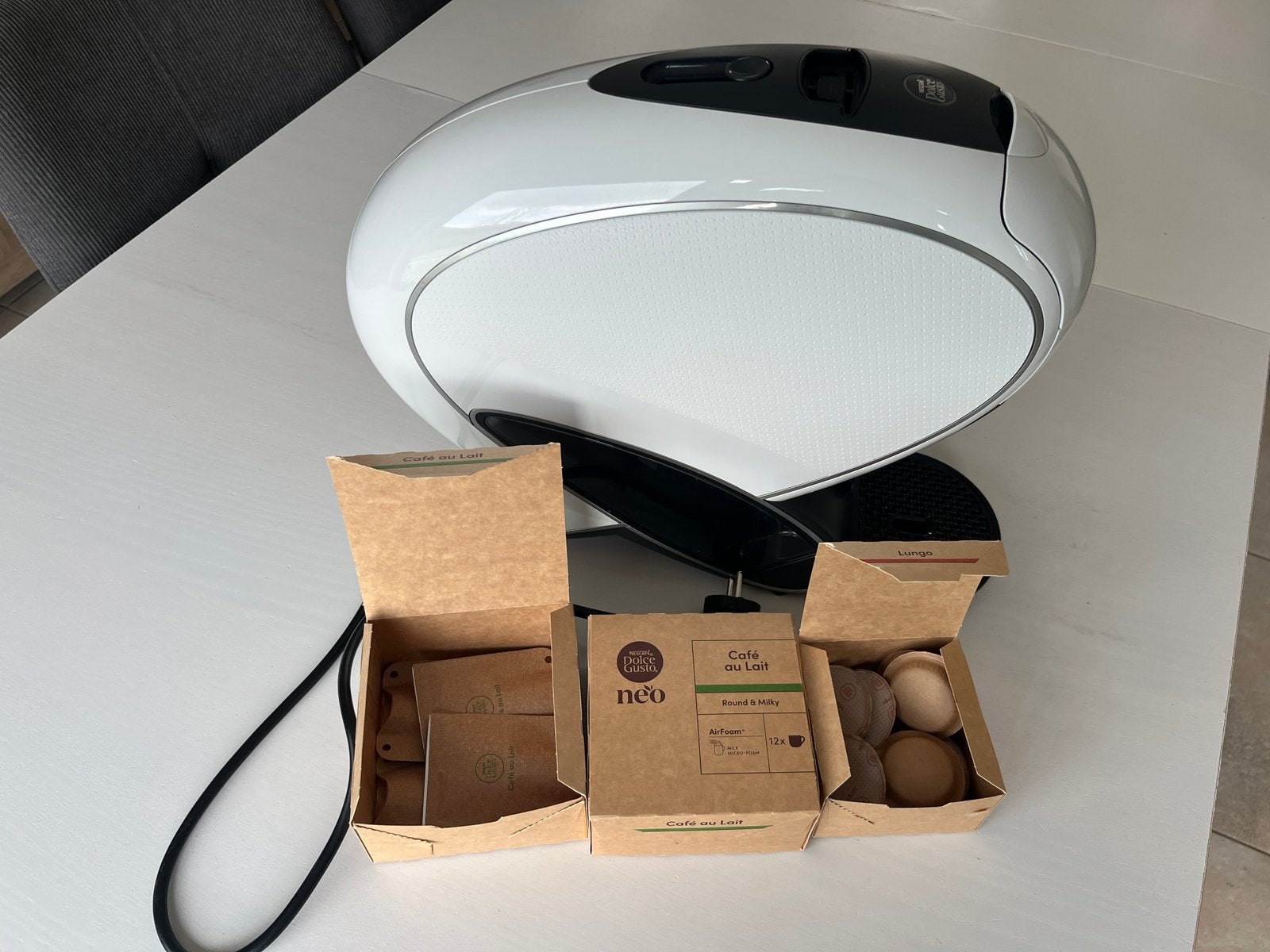 Krups Nescafé Dolce Gusto NEO — blanc + dosettes de café, Electroménager, Cafetières, Enlèvement