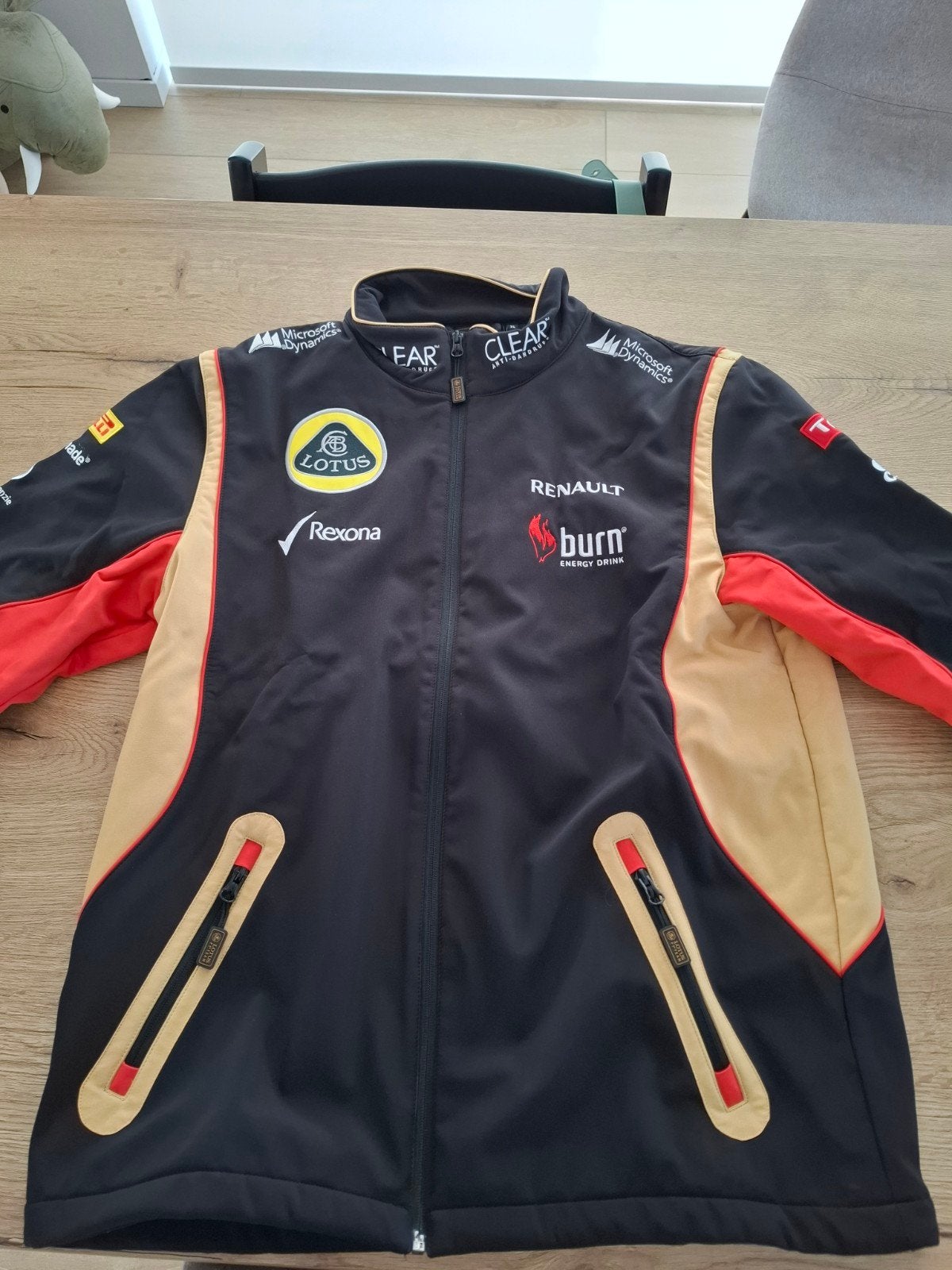 Veste Lotus Renault F1 Team, Enlèvement ou Envoi, Neuf, Taille 56/58 (XL), Noir
