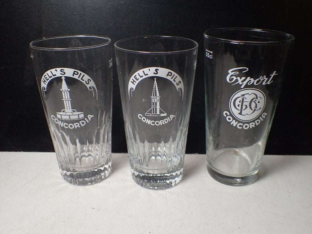 3 oude bierglazen Exelsior Geraardsbergen, Enlèvement ou Envoi, Utilisé, Verre ou Verres, Autres marques