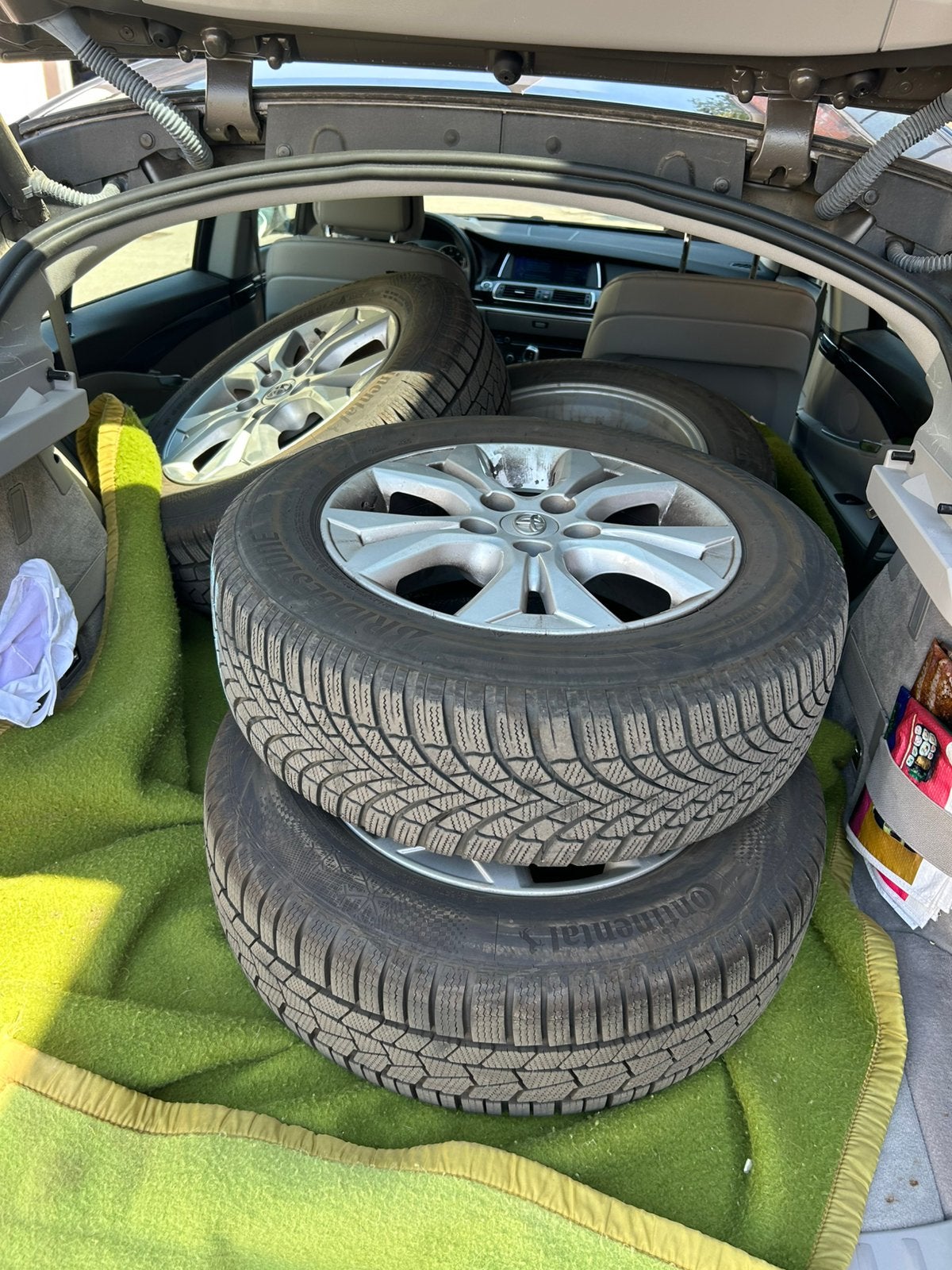 Winter autobanden op velg, Enlèvement, Comme neuf