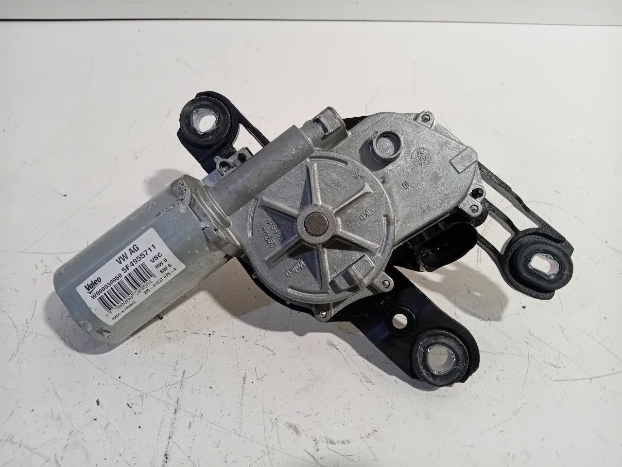 Ruitenwissermotor achter Seat Leon, Onderdelen@venauto.nl, Van der Ven Autorecycling B.V., Ettenseweg 76, 4706 PB Roosendaal, The Netherlands