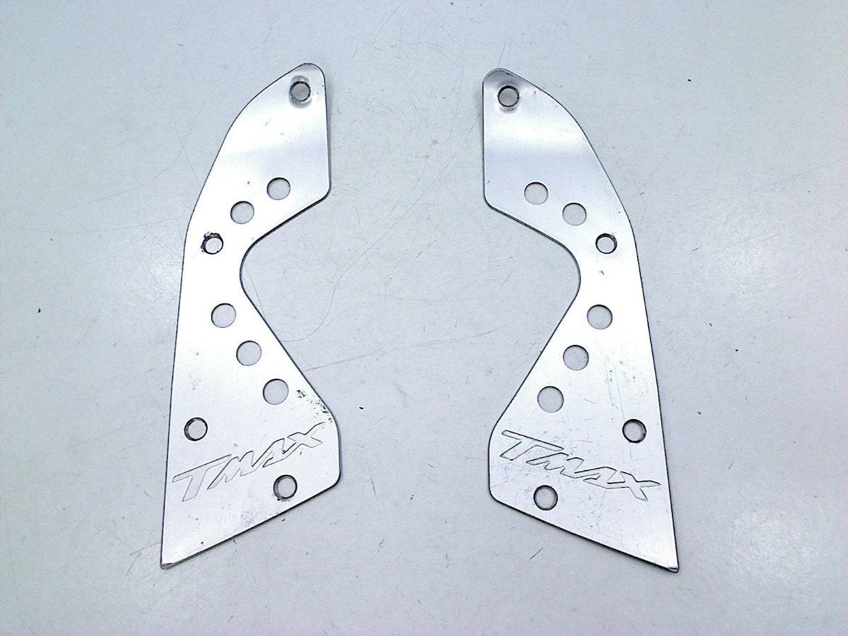 BOUCLIER DE JAMBE Yamaha XP 500 T-MAX 2008-2011 (XP500 4B5), Dhr. S. di Majo, Utilisé, Info@cama-motorparts.nl, P.J. Troelstraweg 8 8
3144 CX  MAASSLUIS, NL