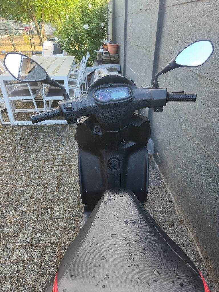 Aprilia rs, Motoren, Scooter, Gebruikt, Particulier, 11 kW of minder