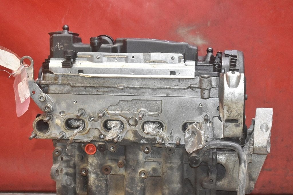 Moteur CLHB Nu LEON VW SEAT GOLF OCTAVIA SKODA, Autos : Pièces & Accessoires, Envoi, Utilisé, Daihatsu