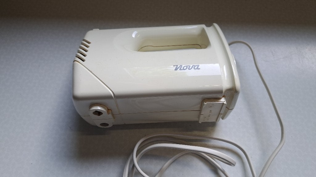 Vintage elektrische mixer „Nova” (type 4120) — Functioneel, Ophalen, Gebruikt, 3 snelheden of meer