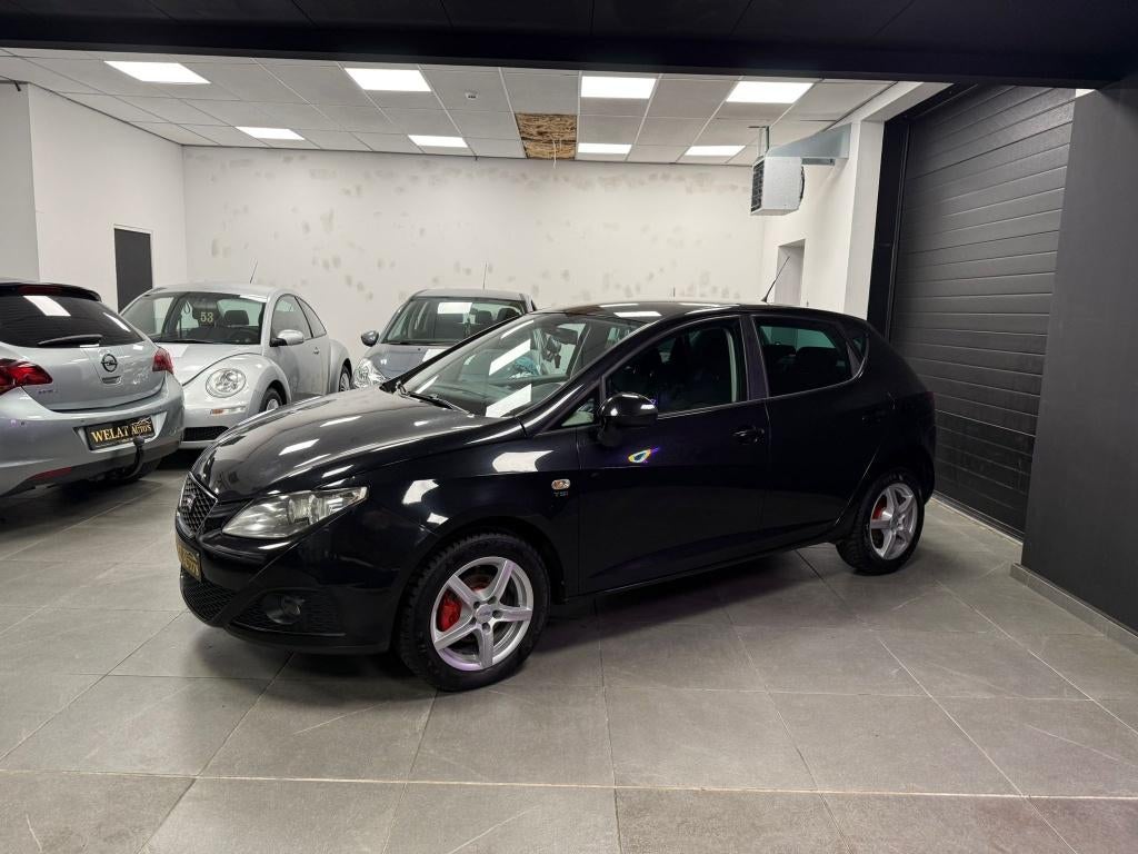 SEAT IBIZA 2011 TURBO BENZINE 108.000KM, Auto's, Seat, Bluetooth, Euro 5, Zwart, Bedrijf