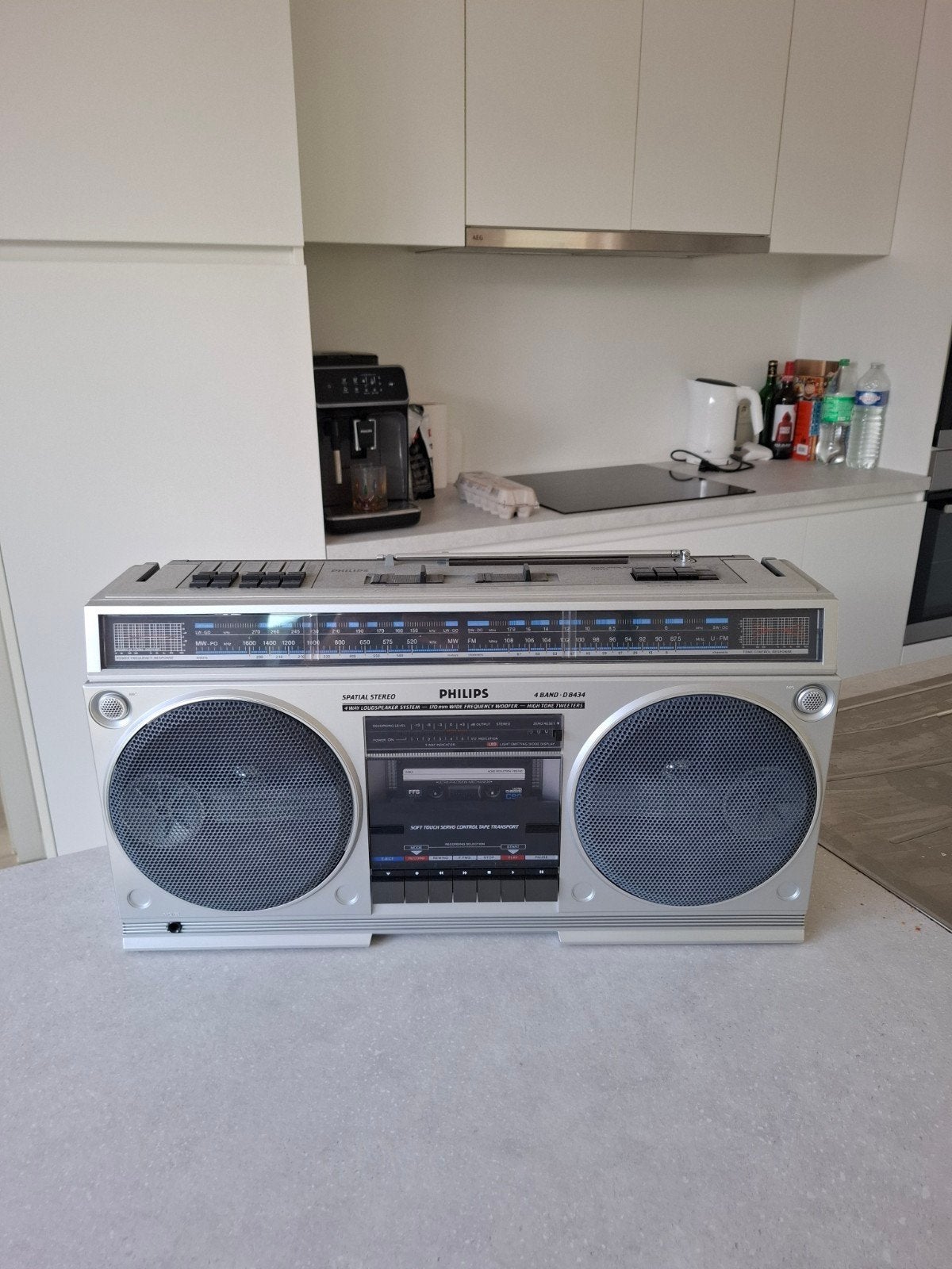 STÉRÉO SPATIALE 4 BANDES PHILIPS D8434, TV, Hi-fi & Vidéo, Radios, Enlèvement, Radio