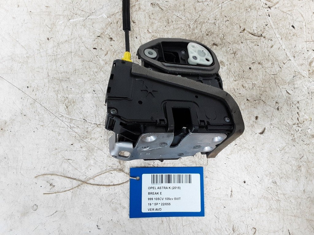 SERRURE DE PORTE AVANT DROITE Opel Astra K Sports Tourer, Autos : Pièces & Accessoires, Utilisé, Droite, Opel