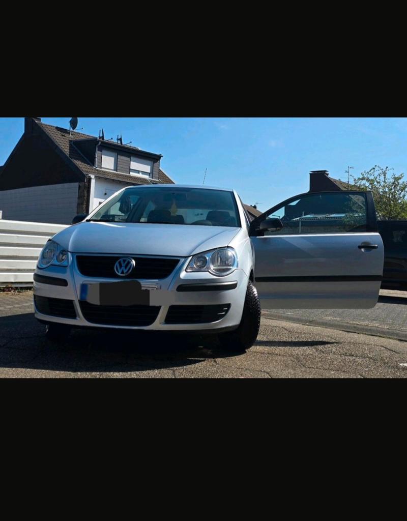 1.2 petrol ️ poloshirt, Auto's, Volkswagen, Particulier, Polo, Benzine, Handgeschakeld, Zilver of Grijs, Zwart, Stof, Ophalen