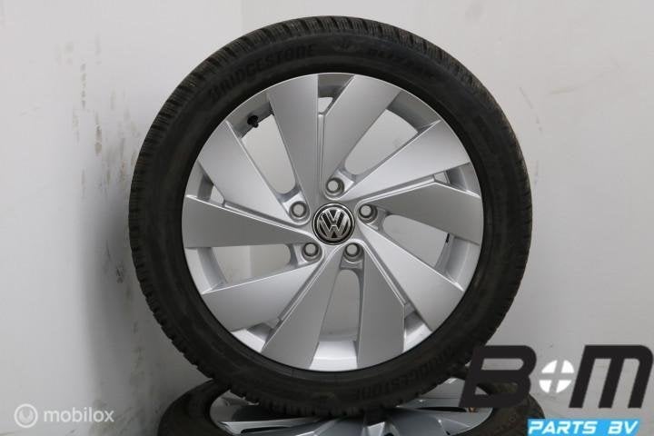 WINTER! ORIGINEEL! 17 inch Belmont velgen Golf 8 5H0601025B, Autos : Pièces & Accessoires, Pneus & Jantes, Pneus et Jantes, Pneus hiver