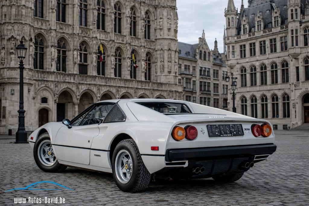 Ferrari 308 GTS 2.9 V8 Manueel Targa / HISTORIEK / AIRCO, Auto's, Achterwielaandrijving, 8 cilinders, Cabriolet, Wit