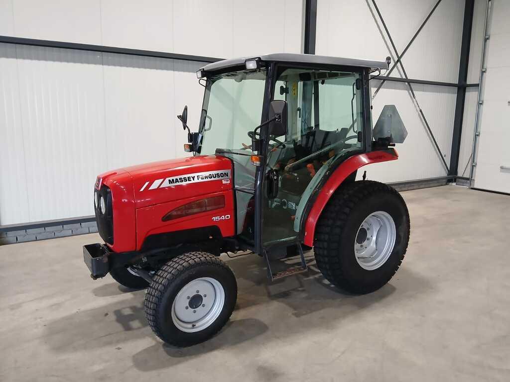 Massey Ferguson 1540, Zakelijke goederen, AGCO Inter, Info@masseyferguson.com, Johann-Georg-Fendt-Straße 4
87616  Marktoberdorf, DE