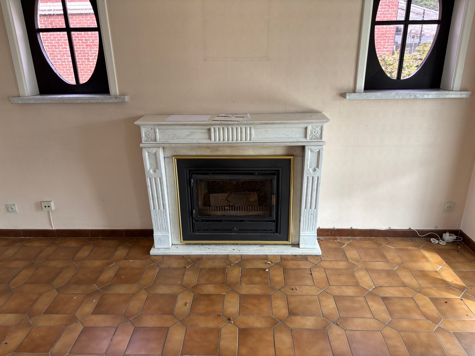 Haard met mantel, Huis en Inrichting, Ophalen, Zo goed als nieuw, Inbouwhaard