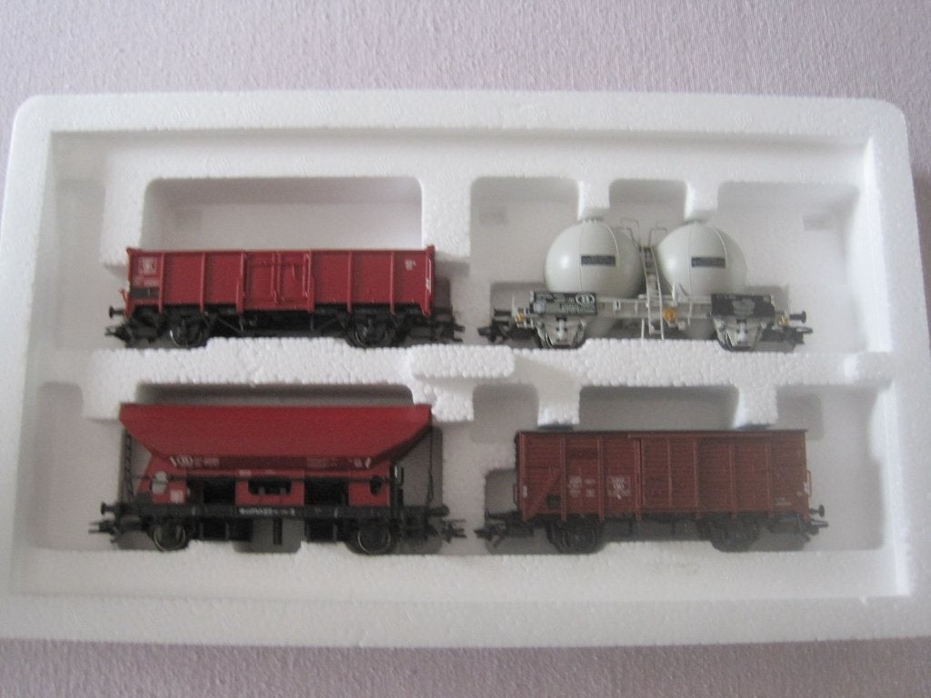 MARKLIN 4-Delige Goederenwagen set NMBS, Hobby en Vrije tijd, Wisselstroom, Treinset, Ophalen of Verzenden, Zo goed als nieuw