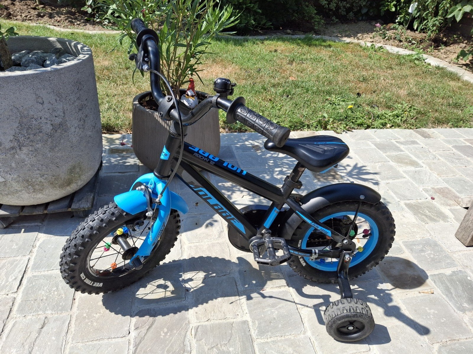 Volare Rocky 12 inch kinderfiets, Terugtraprem, Zijwieltjes, Gebruikt, Minder dan 16 inch