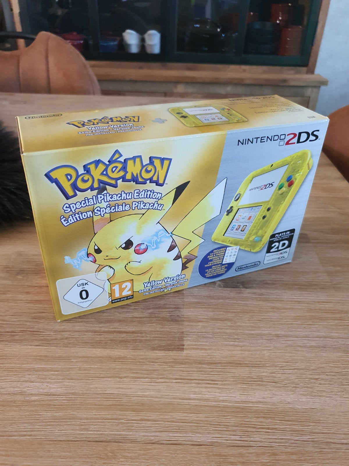 Nintendo 2ds pokemon pikachu, Ophalen