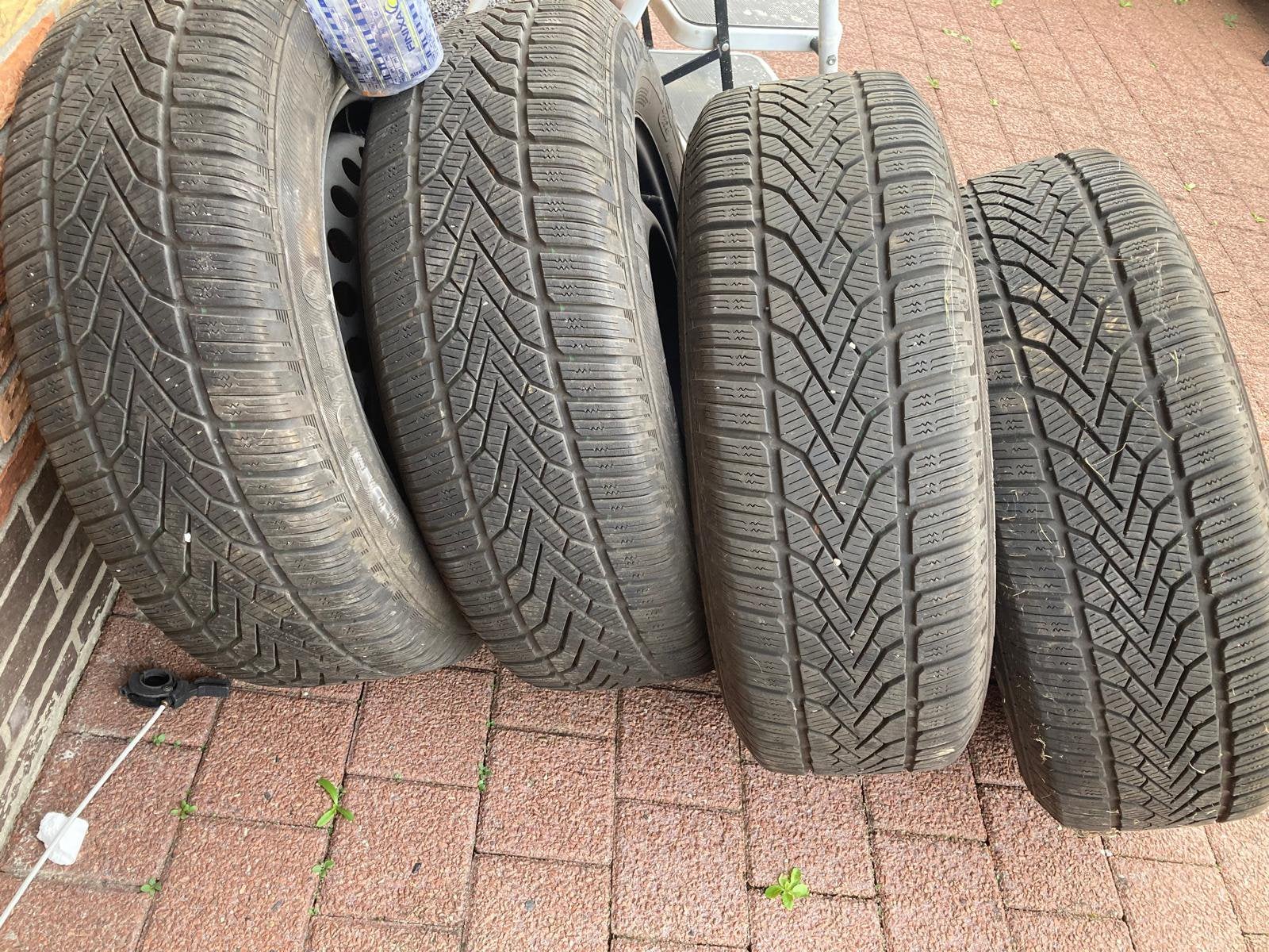 Semperit Speed-Grip 2 winterbanden 215/65 R16 H – op velg, Ophalen, 16 inch, Banden en Velgen, Winterbanden