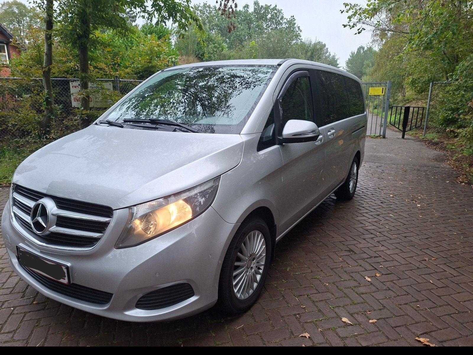 V-Klasse 220d 164pk euro 6b Lichtevracht, Achat, Euro 6, Boîte manuelle, Noir