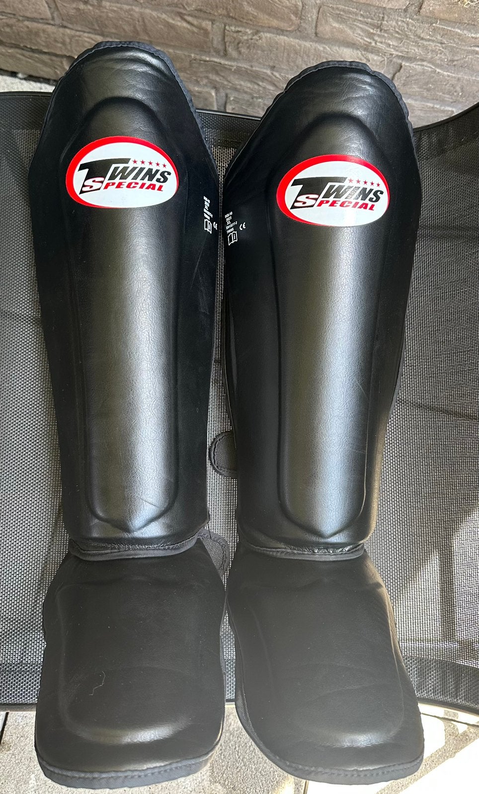 TWINS kickboxing/muay thai scheenbeschermer, Sport en Fitness, Vechtsporten en Zelfverdediging, Maat XL, Ophalen of Verzenden