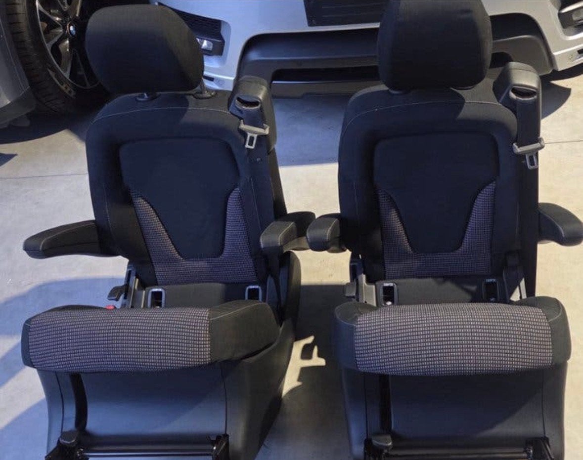 V KLASSE STOELEN NOG FABRIEKS NIEUW NOOIT GEBRUIKT!!, Enlèvement, Neuf