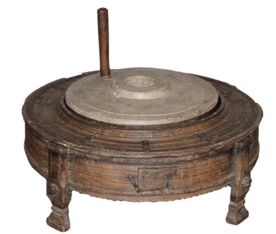 19e eeuws indische Chakki maaltafel, Ophalen