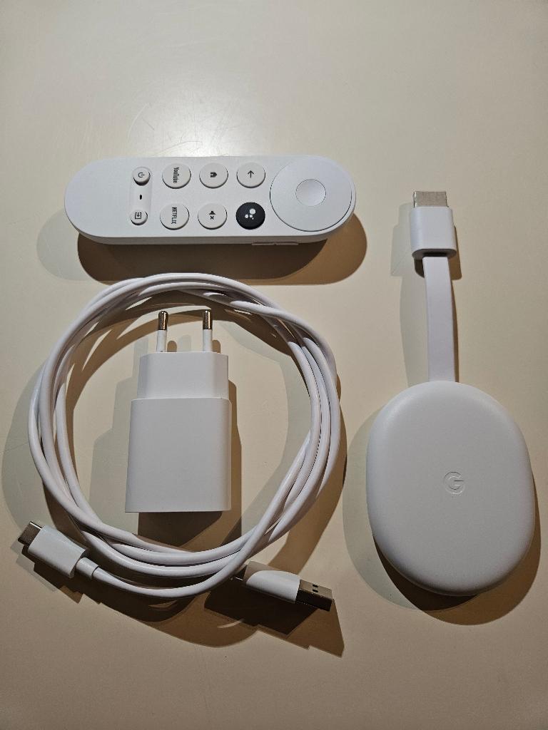 Google Chromecast 4K, Audio, Tv en Foto, Mediaspelers, Zo goed als nieuw, Ophalen of Verzenden