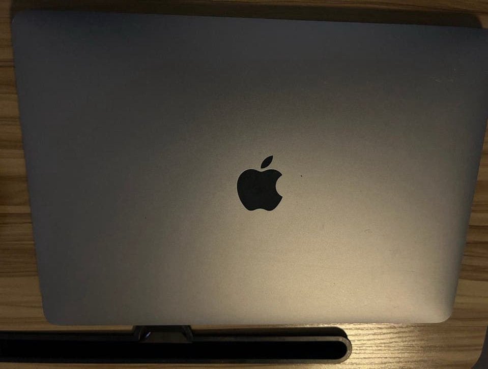 Macbook pro 2020, Computers en Software, Ophalen, Zo goed als nieuw, MacBook