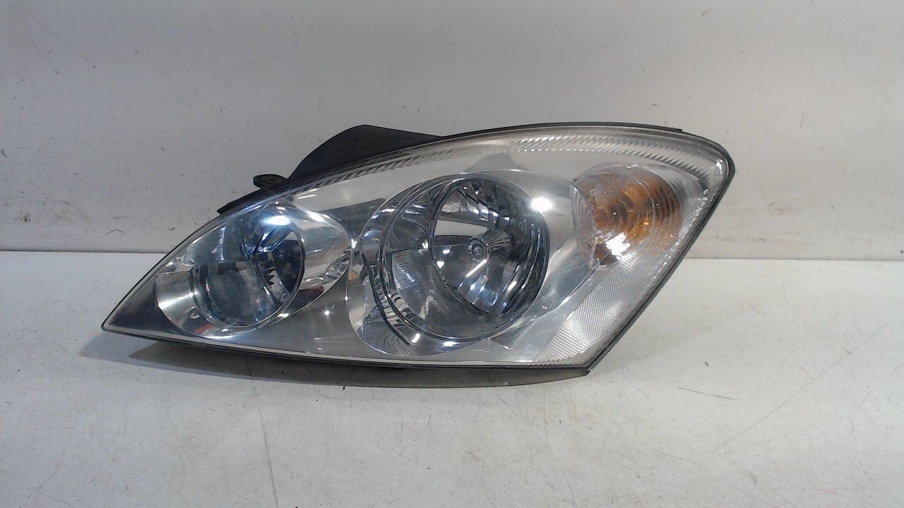 Koplamp links Kia Cee'd, Onderdelen@venauto.nl, Van der Ven Autorecycling B.V., Kia, Ettenseweg 76, 4706 PB Roosendaal, The Netherlands