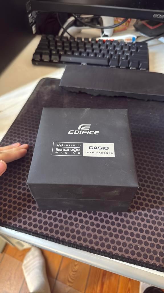 Casio horloge samen met redbullracing, Ophalen, Zo goed als nieuw, Casio