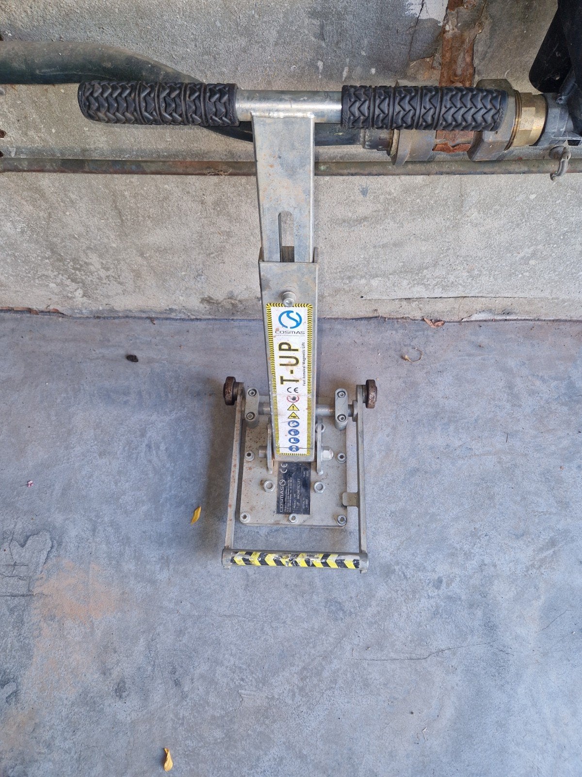 Cosmas T-UP Magnetic Lift, Doe-het-zelf en Bouw, Ophalen, Gebruikt, Overige typen