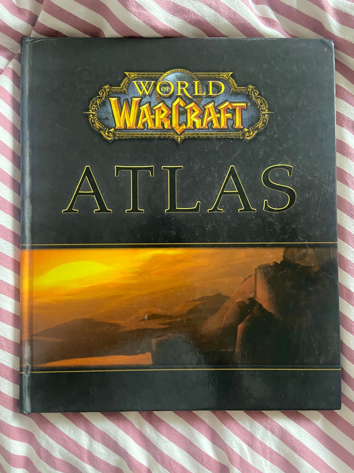 World of Warcraft Atlas in heel goede staat, Ophalen of Verzenden, Zo goed als nieuw