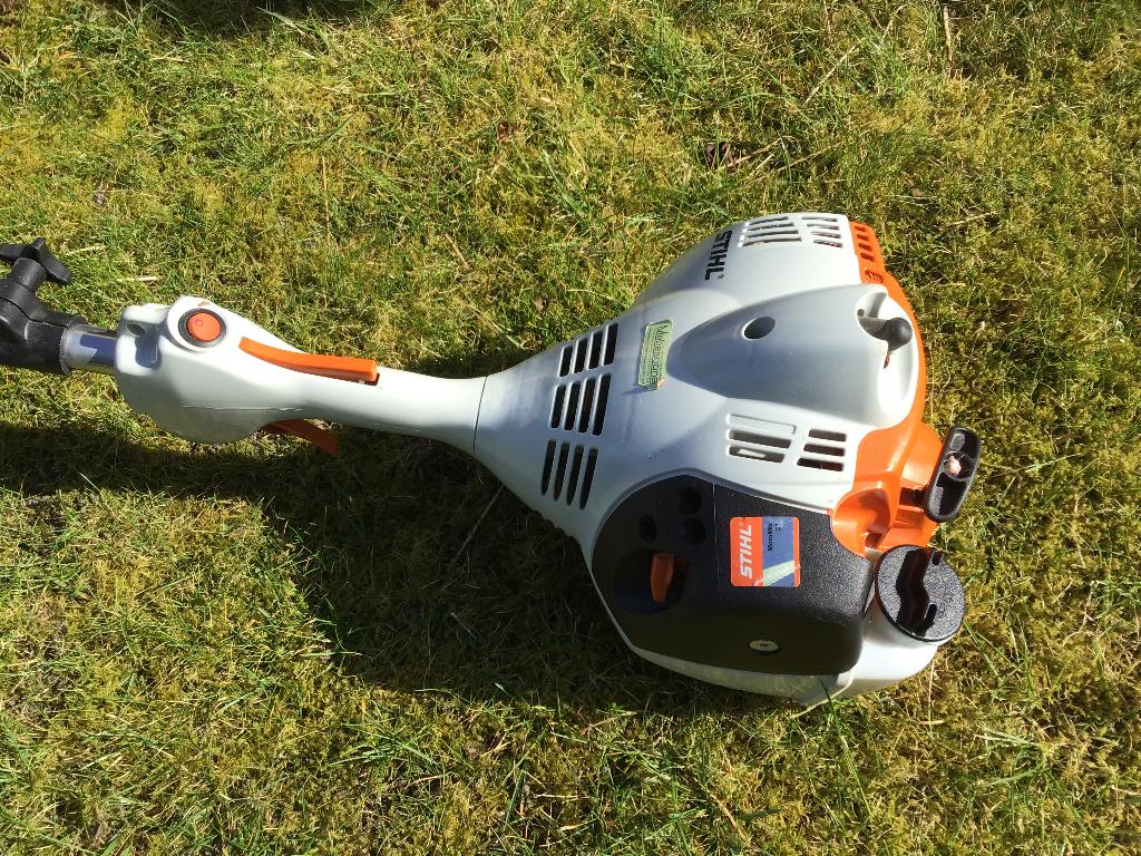 Grastrimmer, Jardin & Terrasse, Coupe-bordures, Stihl, Comme neuf, Enlèvement, 10 à 30 cm