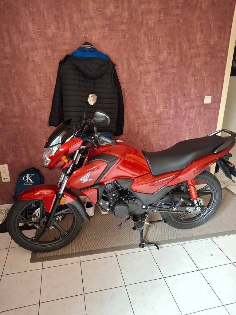 Honda cb125f, Particulier