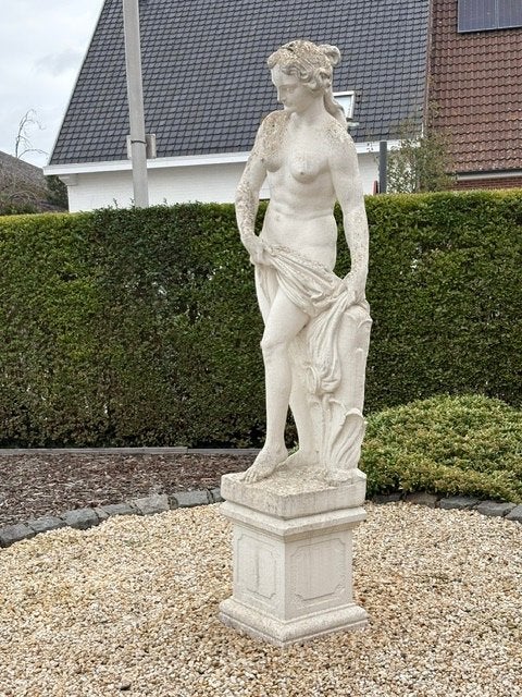 Sculpture pour le jardin, Enlèvement, Utilisé, Béton, Homme
