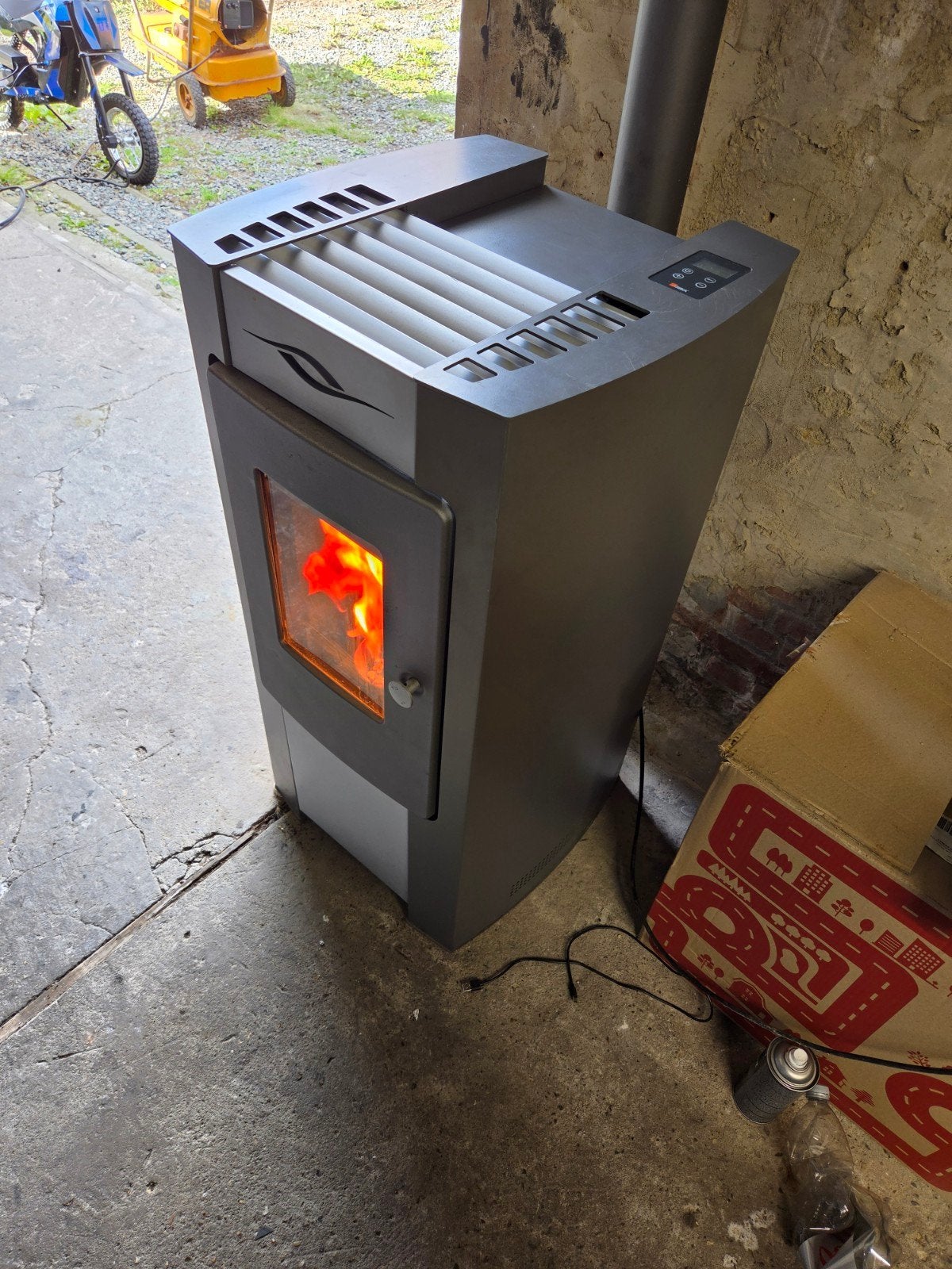 rika memo 9KW, Enlèvement, Utilisé