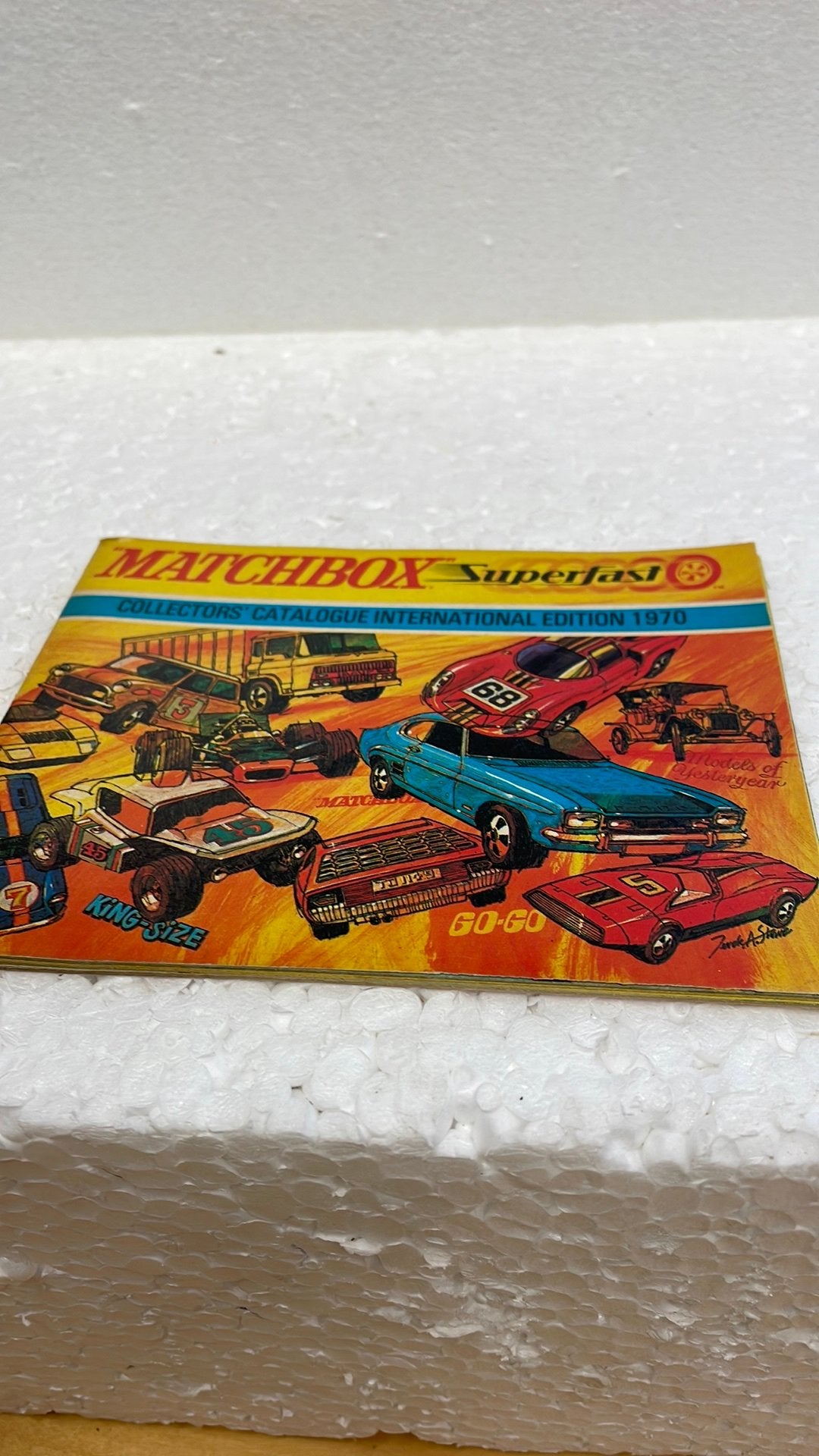 Matchbox catalogus 1970 Internationale editie, Ophalen of Verzenden, Zo goed als nieuw, Auto