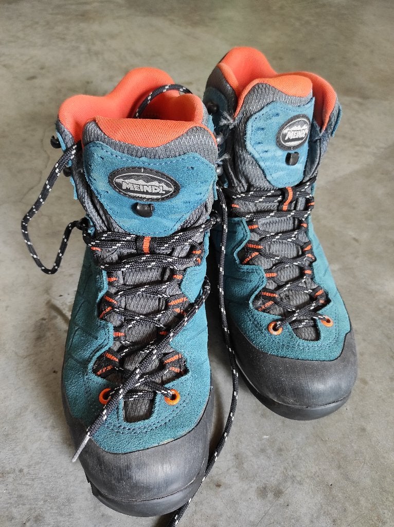 Meindl GTX wandelschoenen – maat 43 – Goede staat, Kleding | Heren, Schoenen, Zo goed als nieuw, Wandelschoenen, Blauw, Ophalen of Verzenden