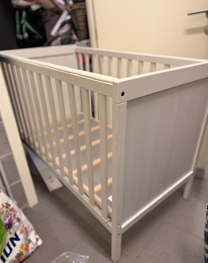 Bed met tralies, Kinderen en Baby's, Ophalen, Gebruikt, Ledikant