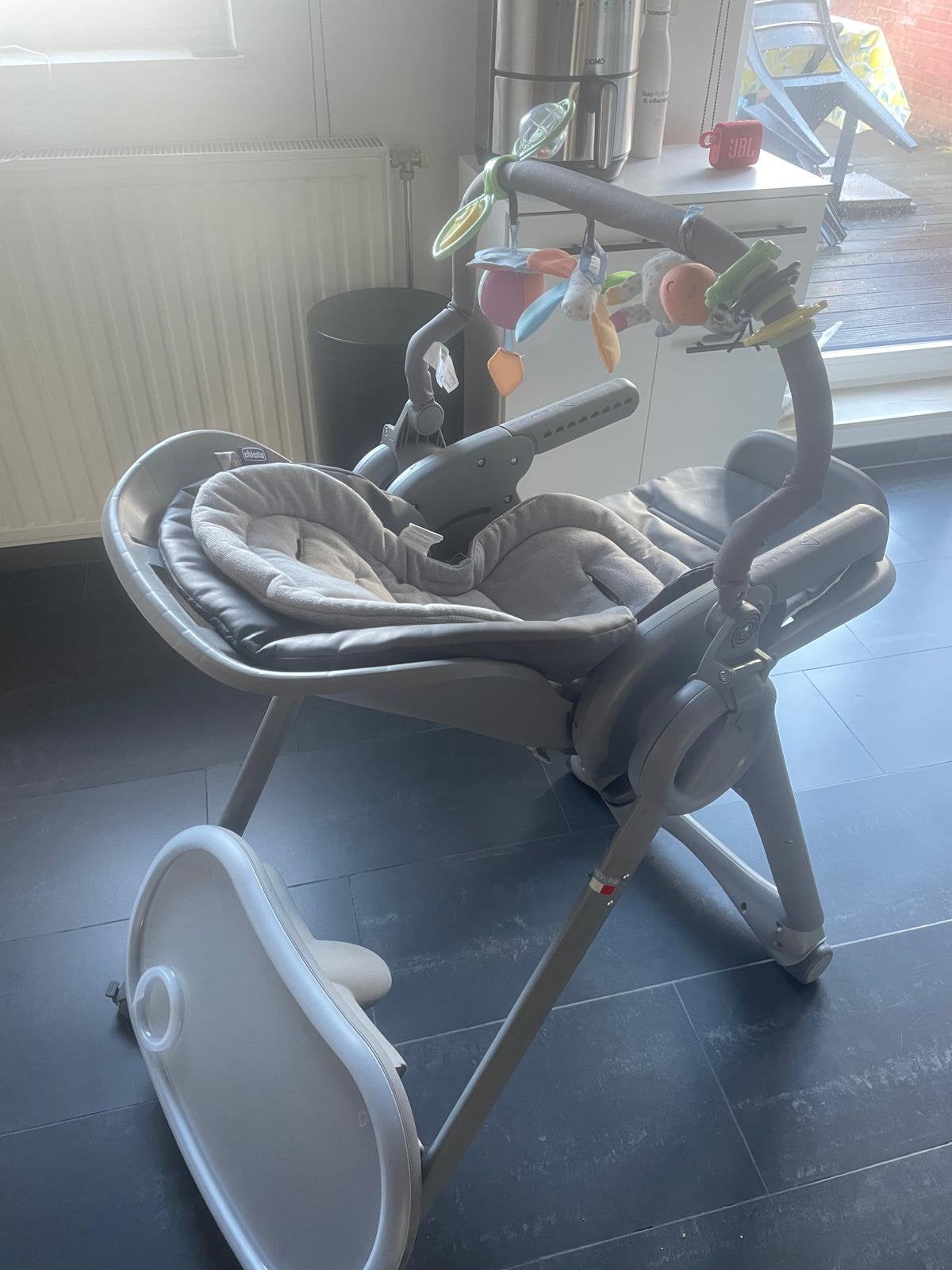 Eetstoel Chicco Polly Magic Relax, Kinderen en Baby's, Kinderstoelen, Ophalen, Zo goed als nieuw