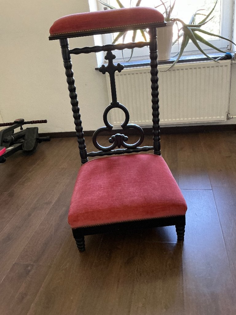 Biechtstoel antiek in zeer goede staat hout met rood fluweel, Antiek en Kunst, Ophalen