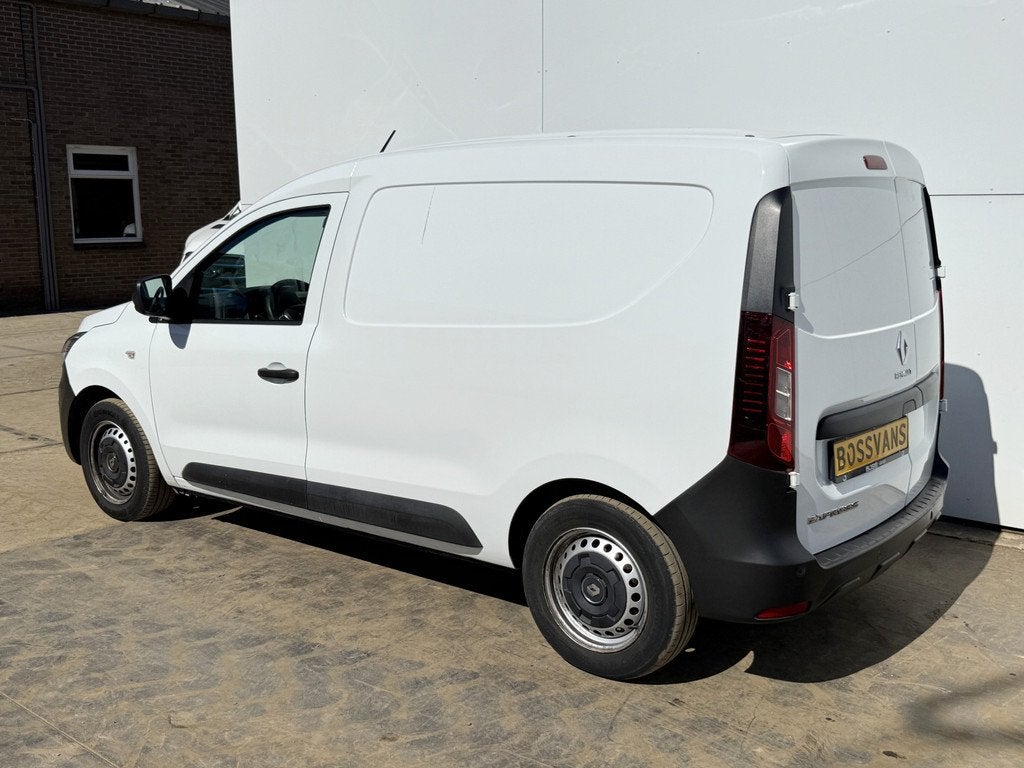Renault Kangoo Comfort 1.3 TCe 100PK *Benzine* L1 Airco Navi, Voorwielaandrijving, Stof, Gebruikt, Zwart