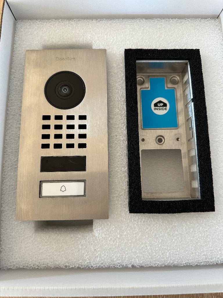 DoorBird D1101V FLUSH-MOUNT IP VIDEO INTERCOM, Enlèvement, Comme neuf, Filaire